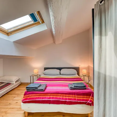 Le Colombier Apartment *